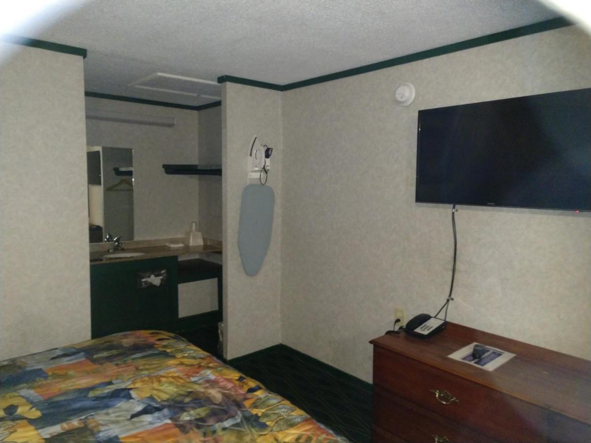 Kensington Inn - Howell Esterno foto