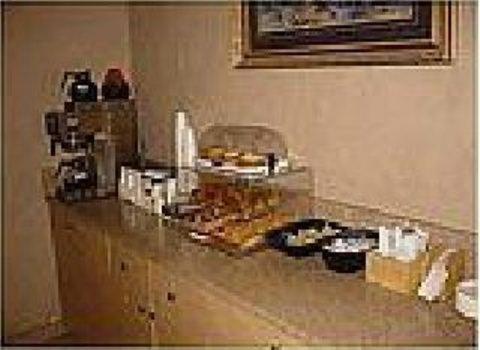Kensington Inn - Howell Ristorante foto